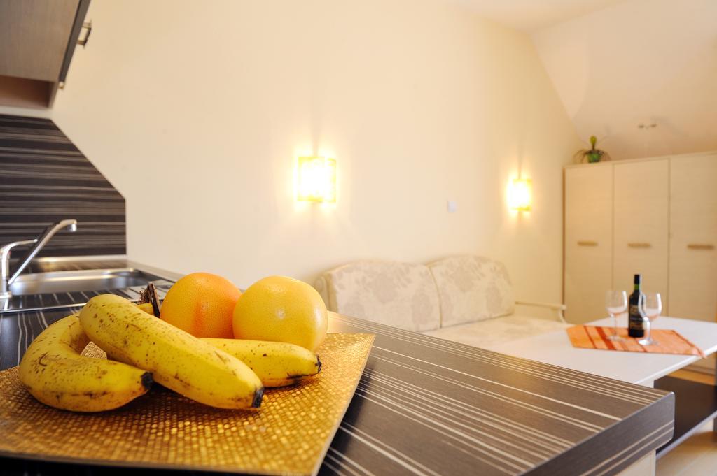 Hotel Iris ネセバル エクステリア 写真